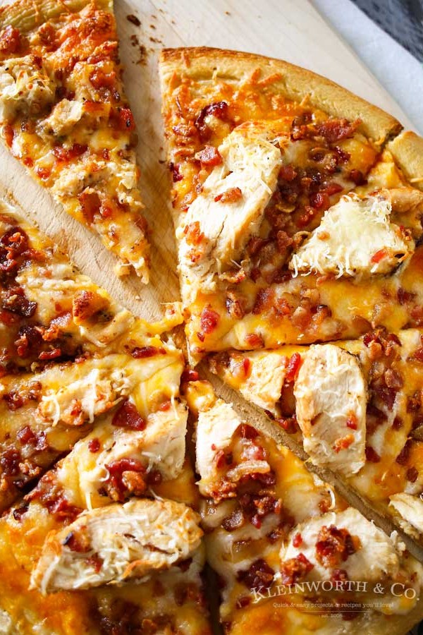 Grilled Chicken & Bacon Pizza with Garlic Cream Sauce is the best homemade pizza recipe EVER! Better than any frozen, take & bake or delivery. WOW! AMAZING! Don't miss my tip for quick & easy prep time too!