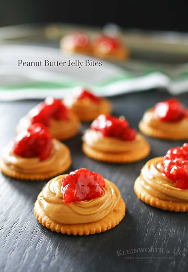 Creamy peanut butter, sweet strawberry jelly & Ritz crackers make Peanut Butter Jelly Bites that are an easy to make snack or appetizer. Salty sweet YUM!