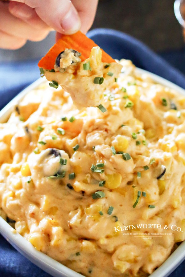 slow cooker crockpot Cheesy Corn Dip