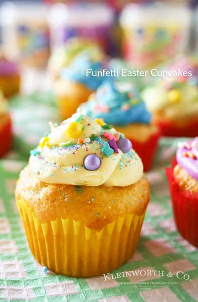 Have fun & get creative with this Easter with Funfetti® Easter Cupcakes. They are an adorable Easter dessert idea that's great for your celebration! Decorating cupcakes is so much more fun than decorating eggs. With vibrant colors & an abundance of sprinkles, we can really bring out the imagination too.