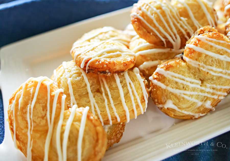 White Chocolate Palmiers are a simple cookie made with puff pastry. Ready in as little as 40 minutes, they make a great addition to summer brunch.