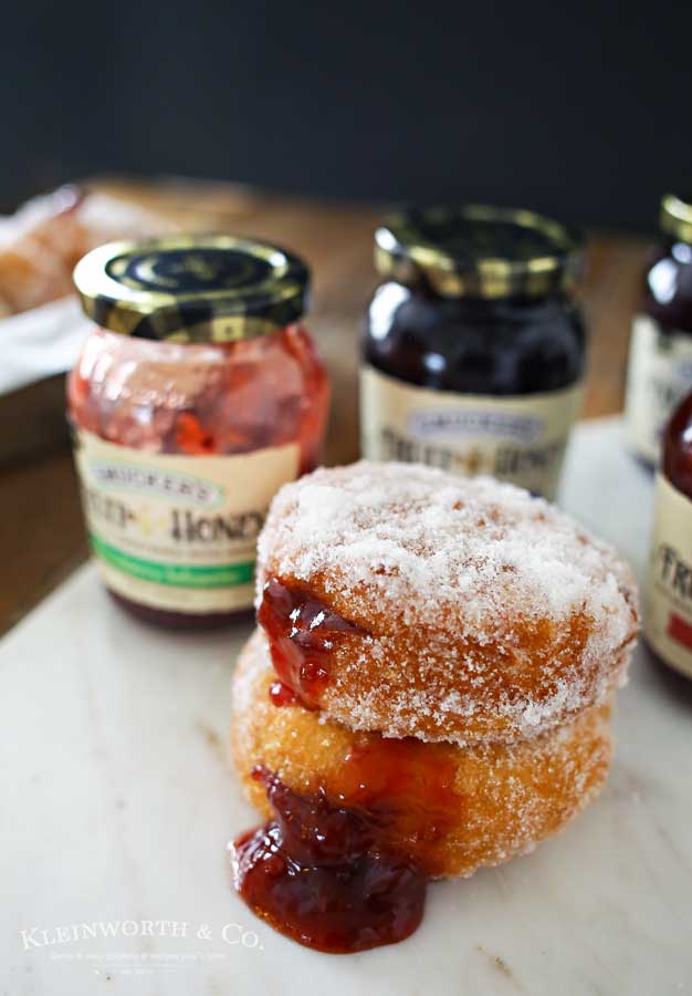 Easy Strawberry Jalapeño Donuts are simple & easy to make with just a few ingredients. These homemade jelly donuts are the perfect way to kick up your breakfast.