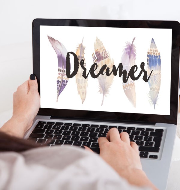 Dreamer Digital Wallpaper