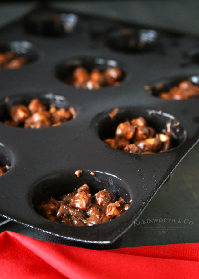 5 Minute Rocky Road Clusters