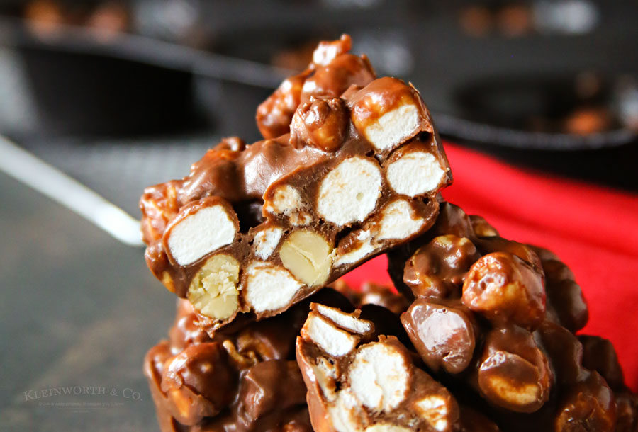 5 Minute Rocky Road Clusters