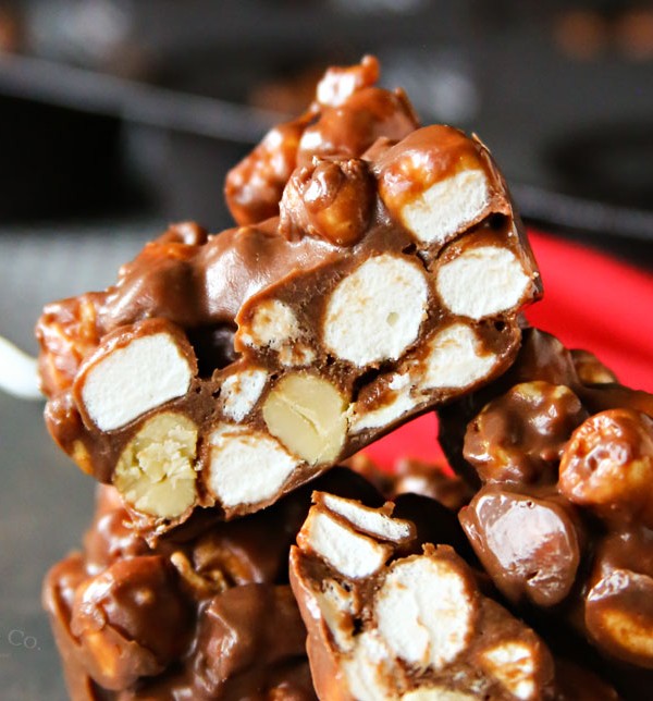 5 Minute Rocky Road Clusters