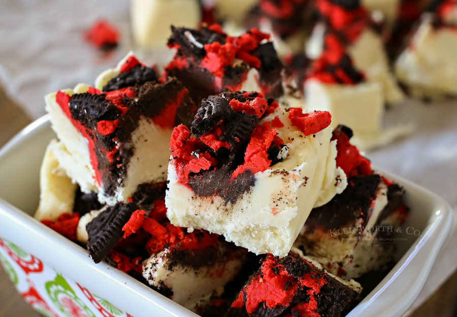 Holiday Oreo Fudge Recipe