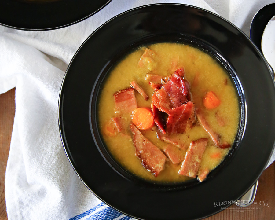 Slow Cooker Bacon Split Pea Soup