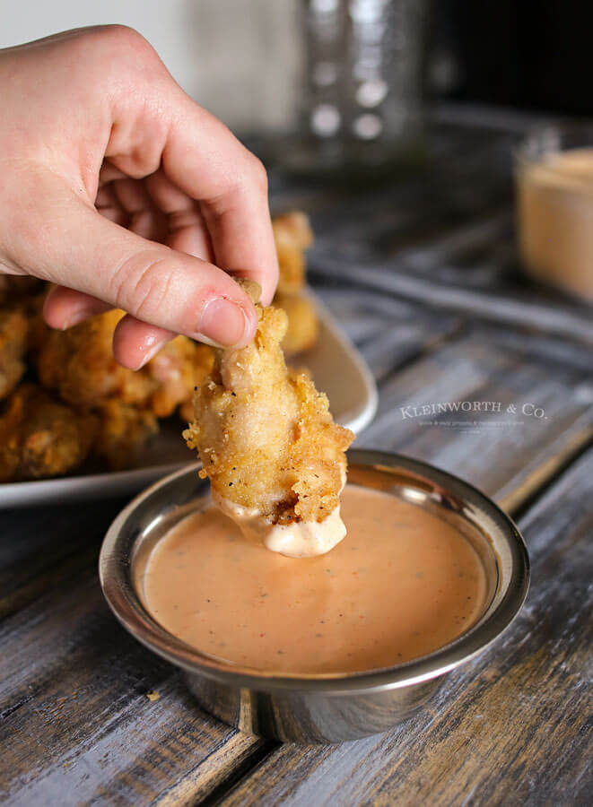 Sriracha Ranch Dipping Sauce