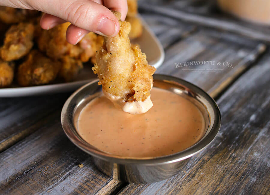 Sriracha Ranch Dipping Sauce