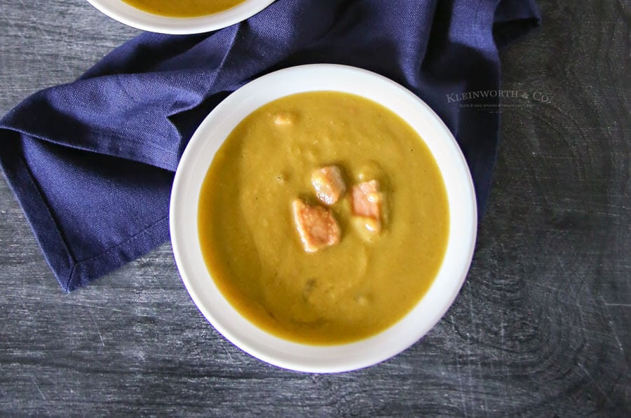 Easy Slow Cooker Split Pea Soup