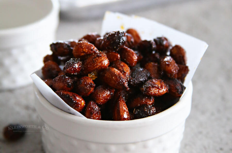 Sriracha Spice Almonds