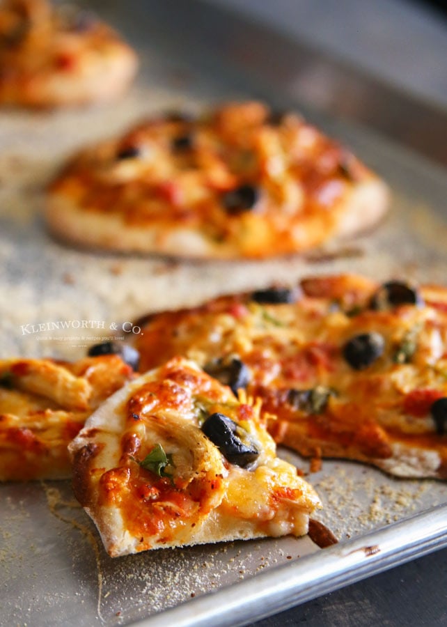 Mini Chicken Basil Thin Crust Pizza