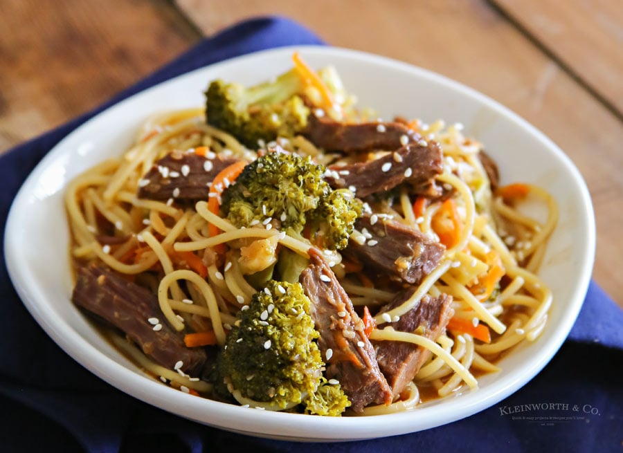 Slow Cooker Beef Teriyake Lo Mein