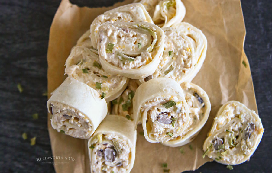 Creamy Chicken Verde Pinwheels