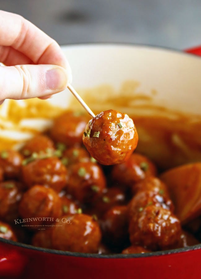 20-Minute Pepper Jelly Saucy Meatballs