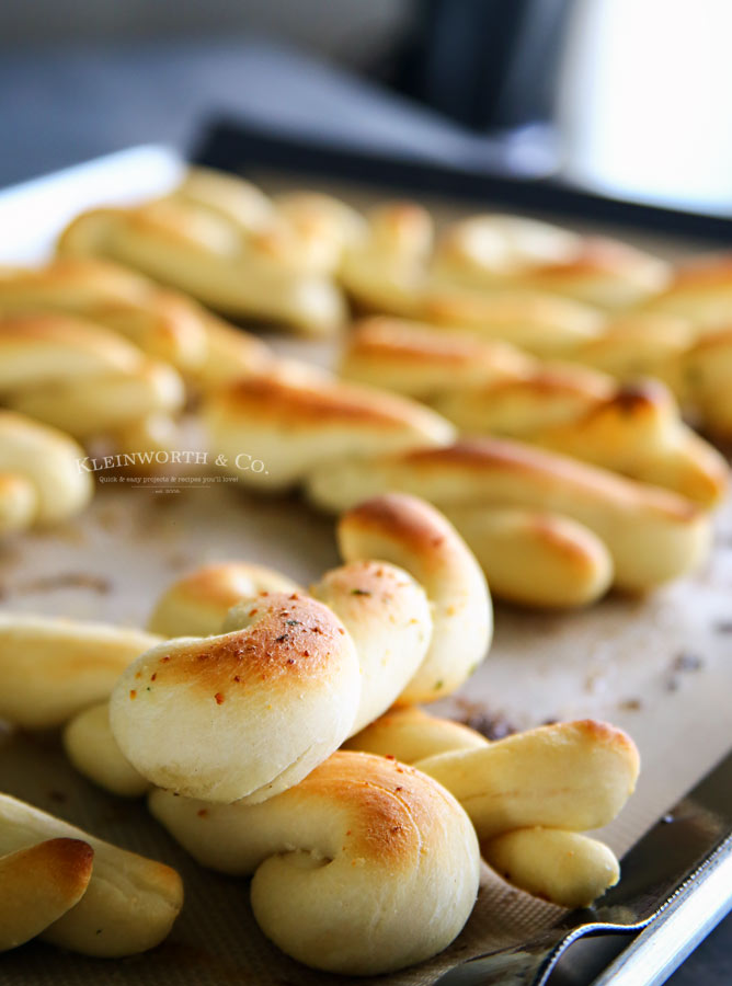 Recipe for Easy 3-Ingredient Bread Twists