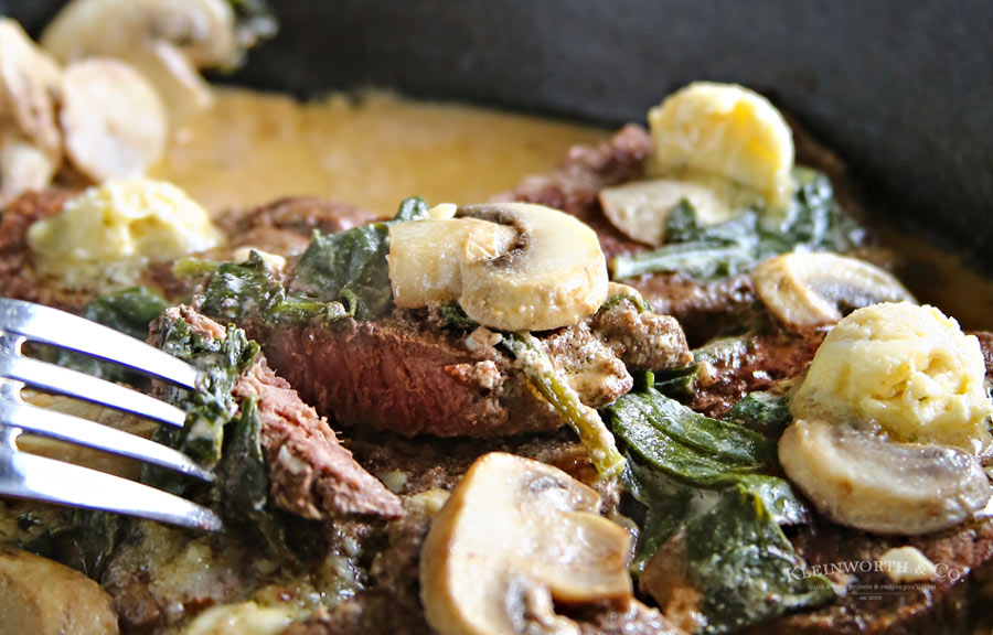 The best Spinach Mushroom Filet Mignon in Creamy White Wine Sauce