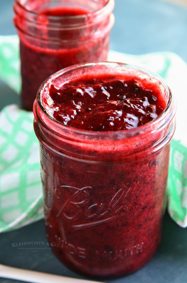 3-Ingredient Blackberry Jam 5 minute recipe