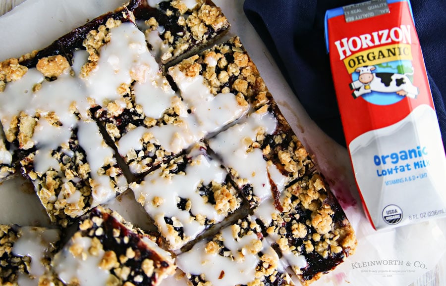 Blackberry Cream Oat Bars easy dessert recipe