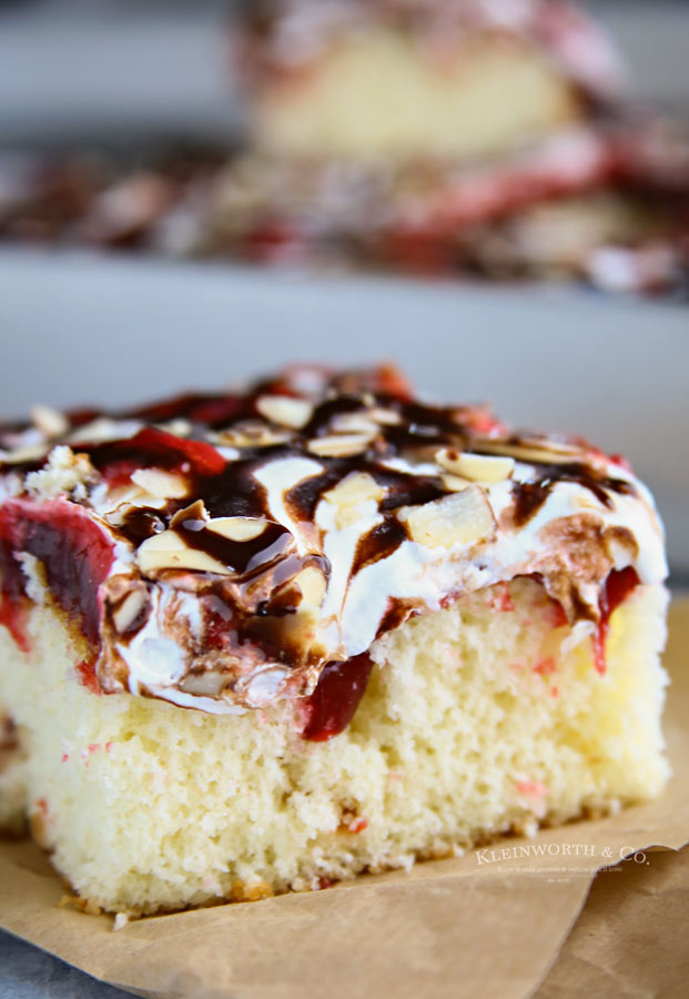 The best Raspberry Cream Poke Cake