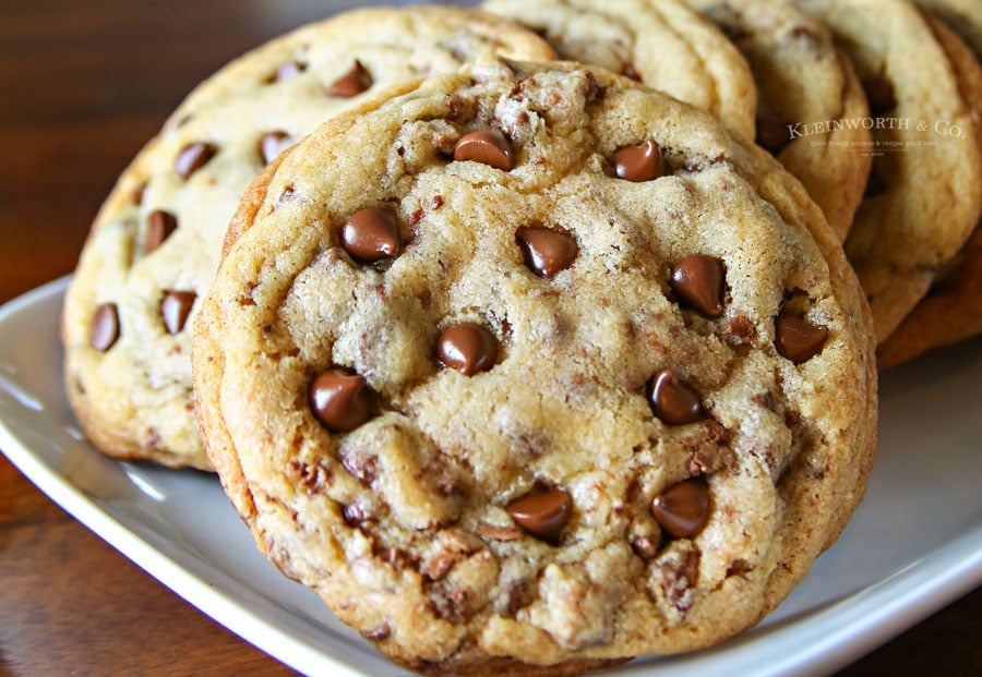 chocolate chip cookies