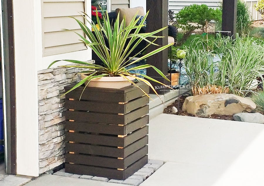 DIY Modern Planter Boxes - Kleinworth &amp; Co