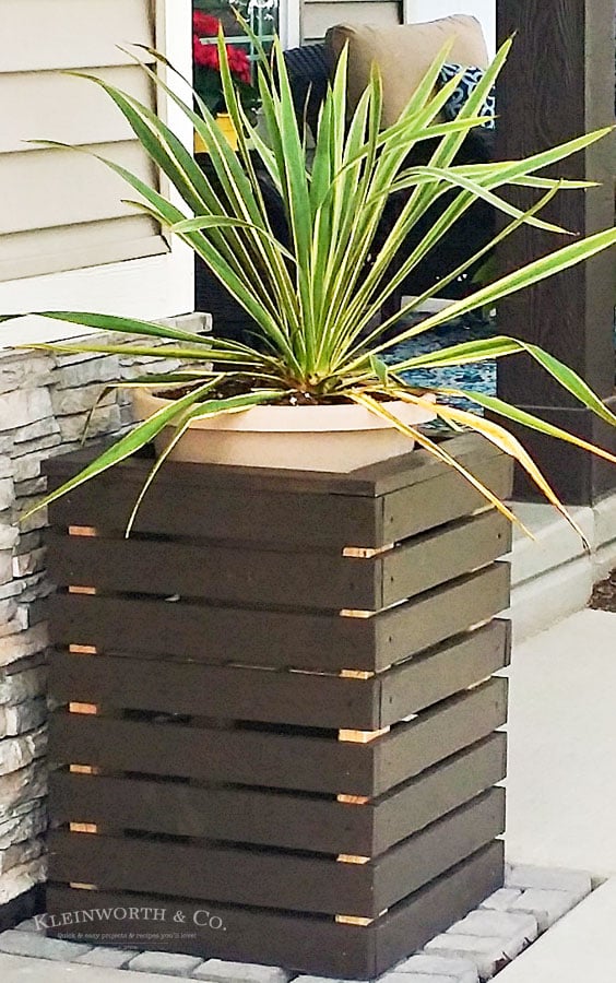 Super Easy DIY Modern Planter Boxes