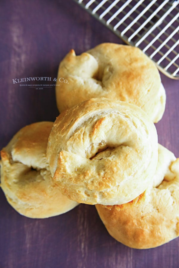 3 Ingredient Homemade Bagles