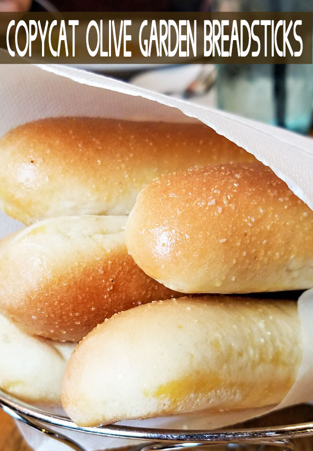 Copycat Olive Garden Breadsticks - Kleinworth & Co
