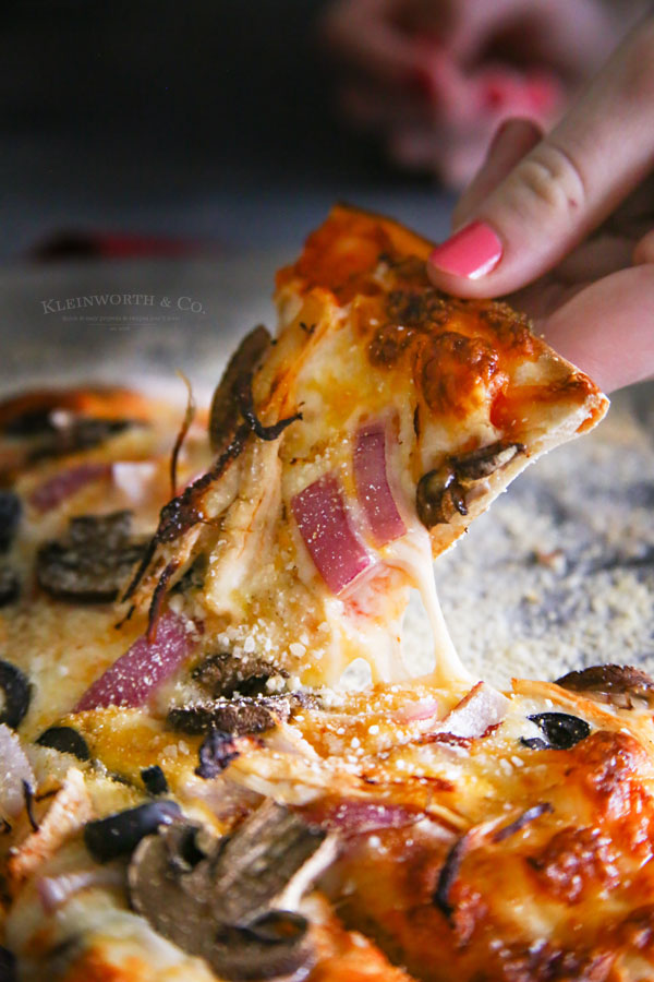 thin crust pizza recipe