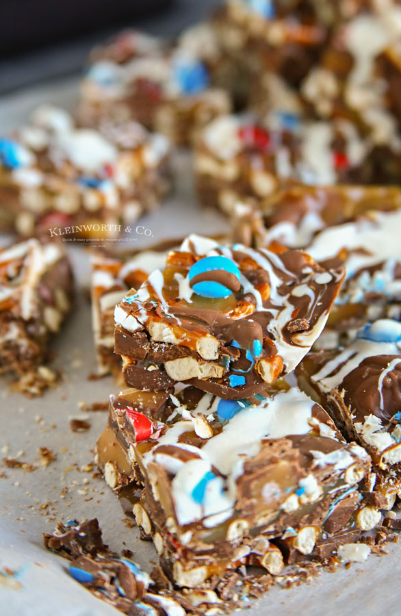 M&M Salted Caramel Pretzel Bark - Oh Sweet Basil