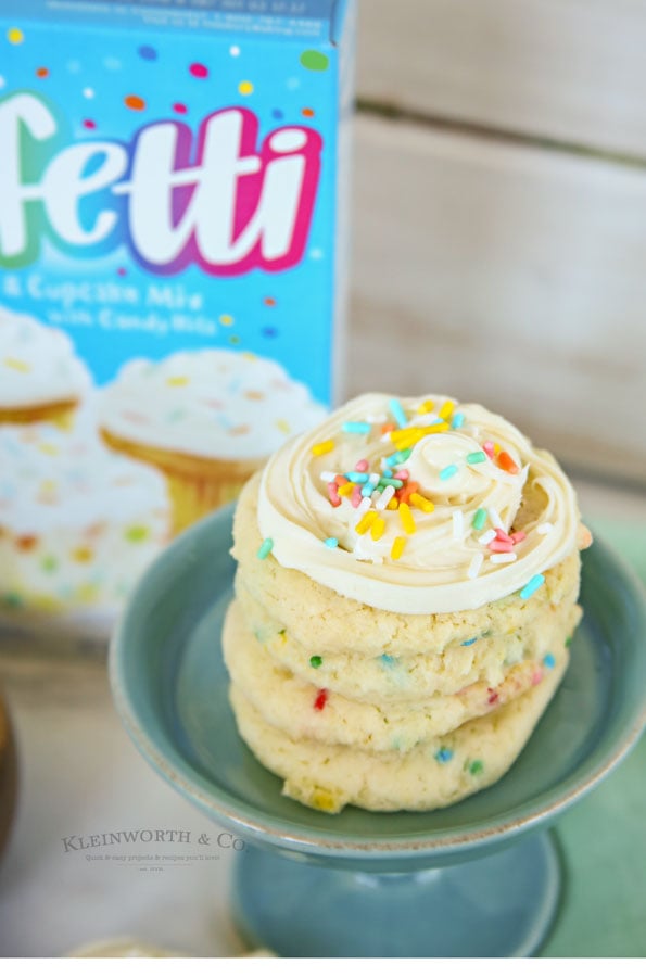 how to make Frosted Funfetti Cake Mix Cookies