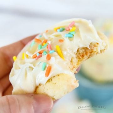 Frosted Funfetti Cake Mix Cookies with FUNFETTI sprinkles