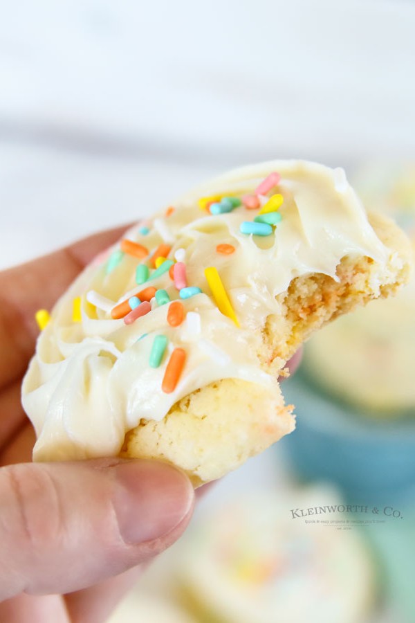 Frosted Funfetti Cake Mix Cookies with FUNFETTI sprinkles