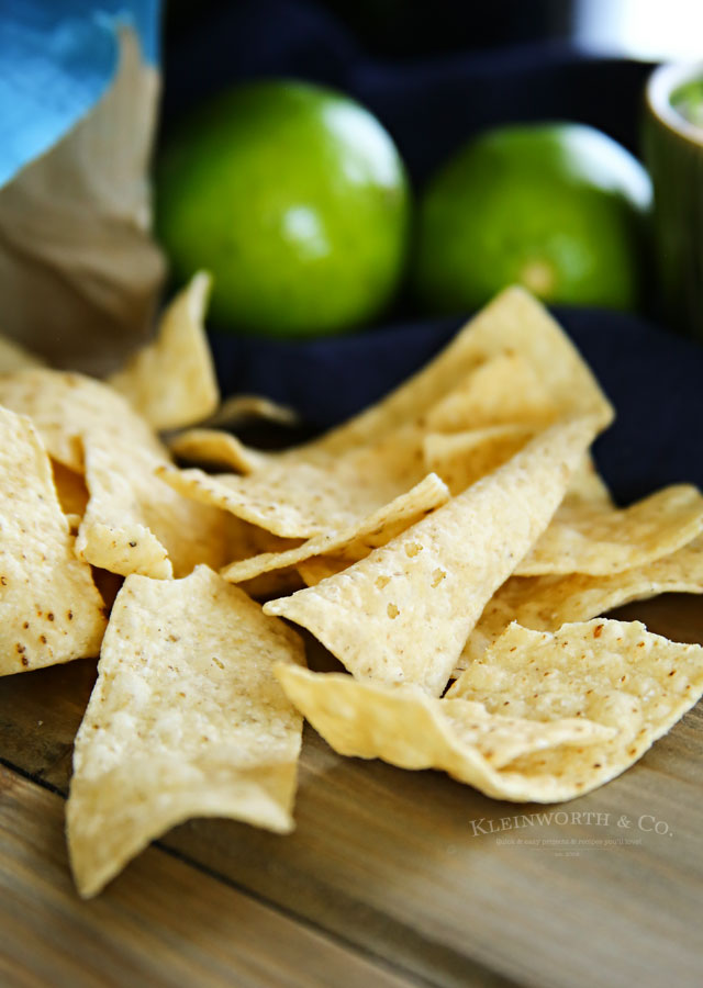 slow cooker queso