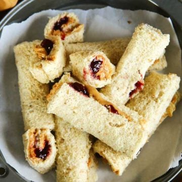 Peanut Butter & Jelly Roll-Ups Lunch