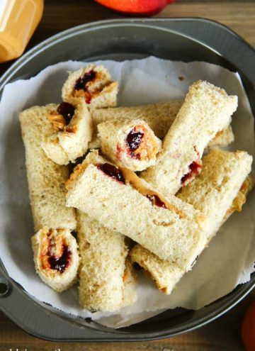 Peanut Butter & Jelly Roll-Ups Lunch