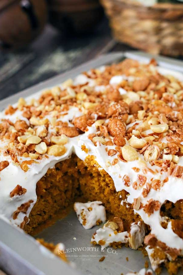 pumpkin toffee cake