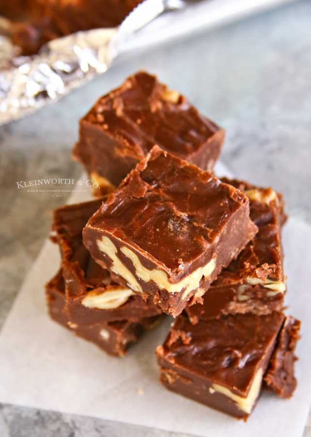 5-Minute Walnut Fudge recipe