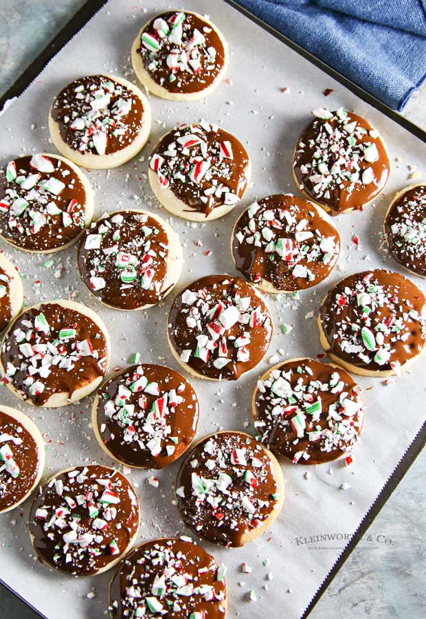 Chocolate Peppermint Shortbread Cookies recipe