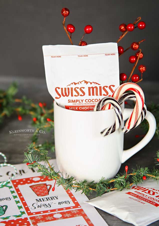 Free printable gift tags - Merry Swiss-Mas Free Printable Gift Tags