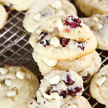 How to make Raspberry Cheesecake Cookies