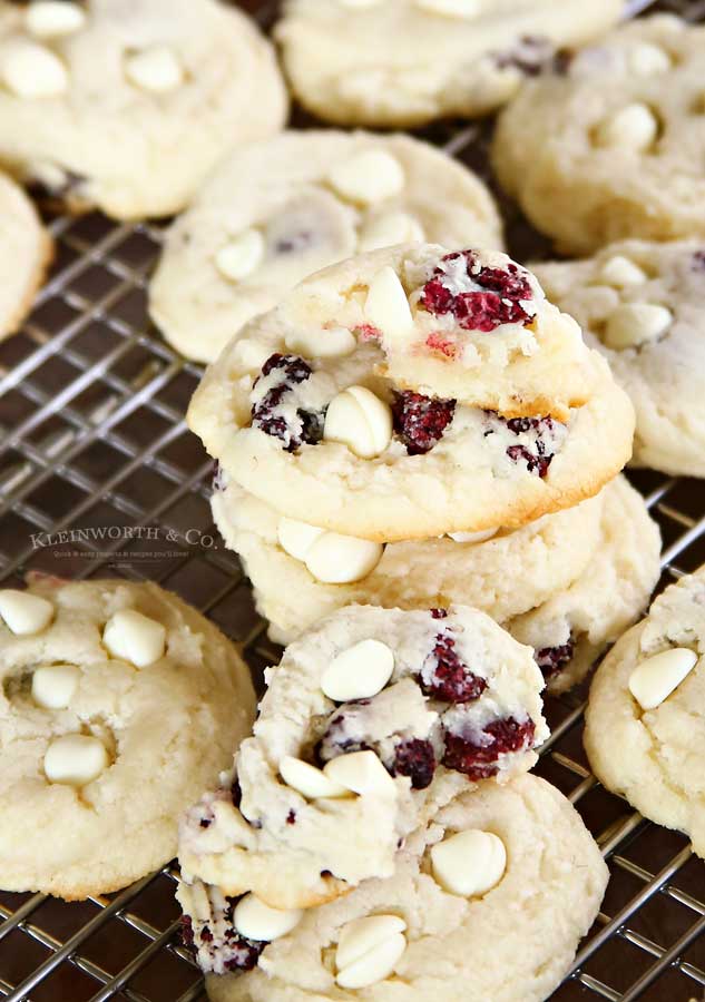 How to make Raspberry Cheesecake Cookies