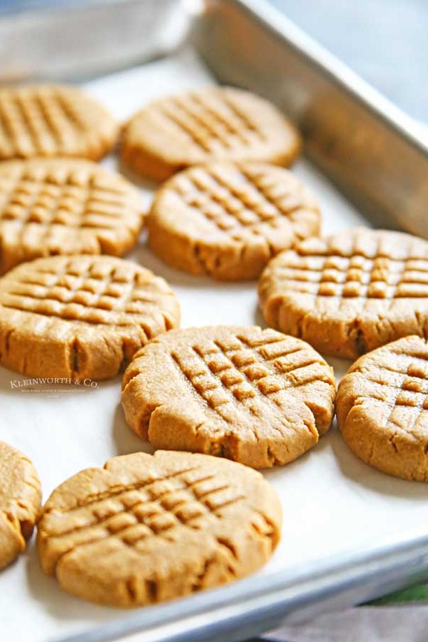 Best 3-Ingredient Peanut Butter Cookies