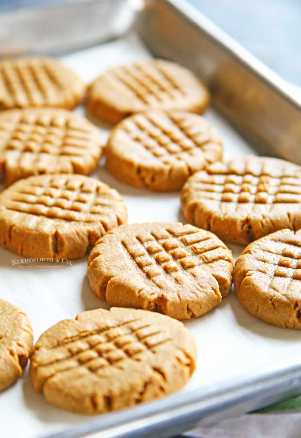 Best 3-Ingredient Peanut Butter Cookies