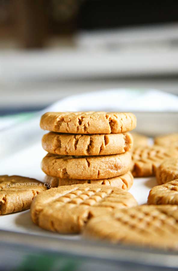Cookie recipe - 3-Ingredient Peanut Butter Cookies