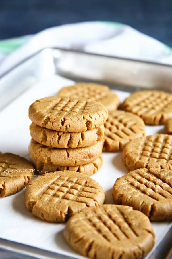 Soft and chewy 3-Ingredient Peanut Butter Cookies