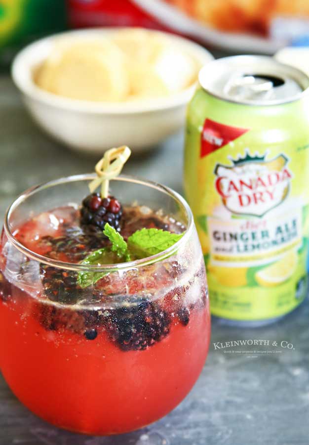 how to make Sparkling Blackberry Lemonade