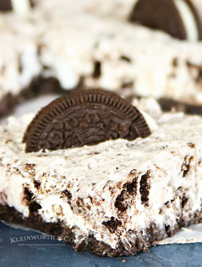 No-Bake Oreo Cheesecake squares